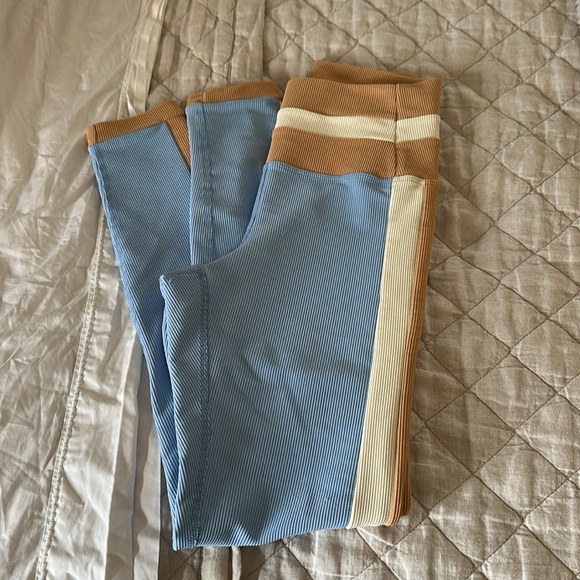 Beach Riot Ribbed Leggings - Picture 2 of 5